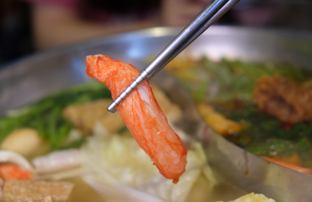 [台南]安平 玻璃牛溫體牛豬肉火鍋 玻璃花般的溫體牛肉 店家嚴選一般火鍋店吃不到的純手工火鍋料