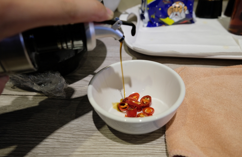 [台南]安平 玻璃牛溫體牛豬肉火鍋 玻璃花般的溫體牛肉 店家嚴選一般火鍋店吃不到的純手工火鍋料