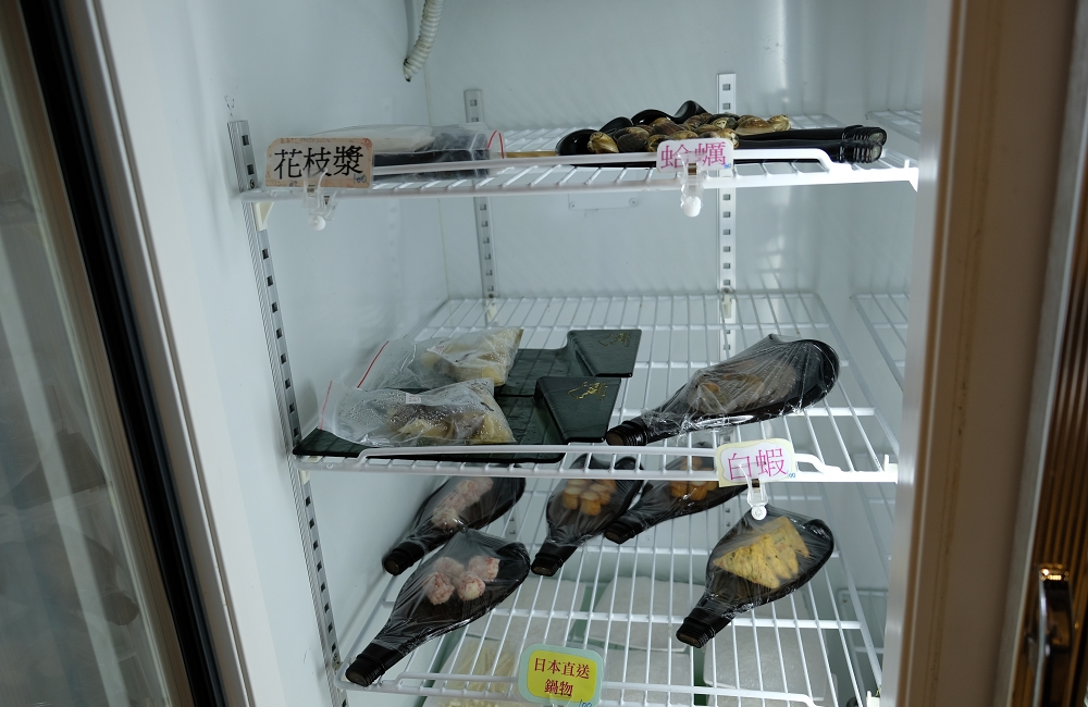 [台南]安平 玻璃牛溫體牛豬肉火鍋 玻璃花般的溫體牛肉 店家嚴選一般火鍋店吃不到的純手工火鍋料