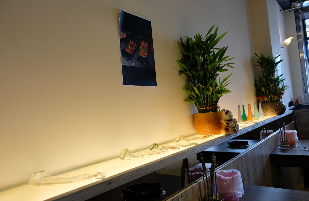 [台南]安平 玻璃牛溫體牛豬肉火鍋 玻璃花般的溫體牛肉 店家嚴選一般火鍋店吃不到的純手工火鍋料