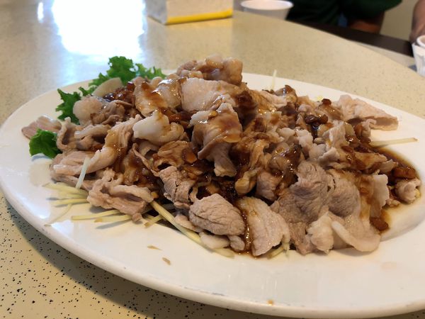 ●嘉義食記●梅中園川菜/大雅路/烤鴨多吃必點/家庭聚餐超值合菜