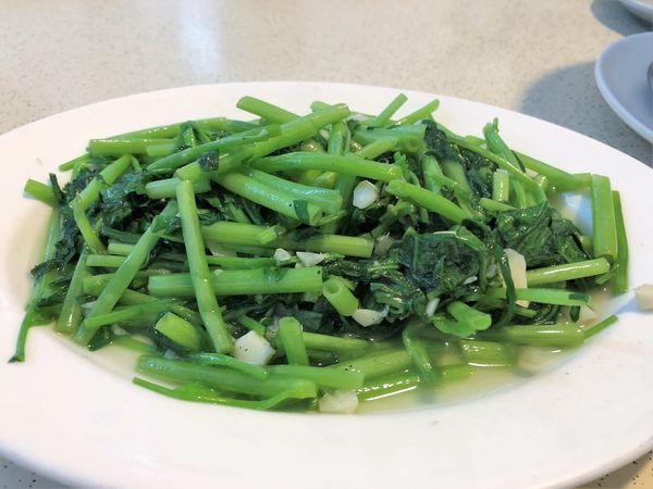 ●嘉義食記●梅中園川菜/大雅路/烤鴨多吃必點/家庭聚餐超值合菜
