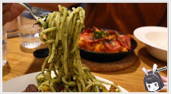 Aries Pasta：[食記]►新北中和區◄Aries Pasta平價義大利麵、超吸睛的摩天輪炸物分享餐、近中和環球購物中心