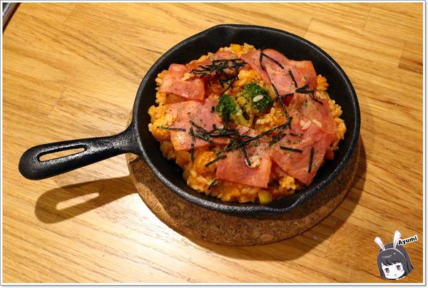 Aries Pasta：[食記]►新北中和區◄Aries Pasta平價義大利麵、超吸睛的摩天輪炸物分享餐、近中和環球購物中心