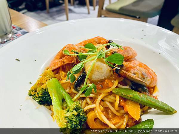 Aries pasta中和美食、中和親子寵物友善餐廳、中和環球百貨旁的平民美食【Aries Pasta】•提供許多桌遊的餐廳、高CP值、聚餐的好所在