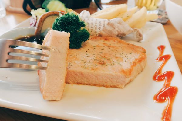 WFLH4111.JPG WFLH4111.JPG