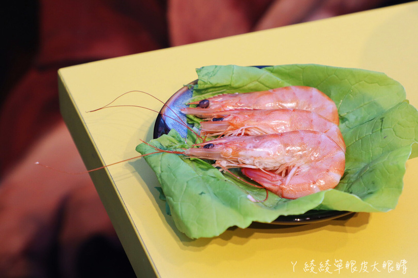 一個人也可以吃薑母雞跟麻辣鴨血豆腐鍋！新竹城隍廟冰店推出個人平價鍋物陪你過冬