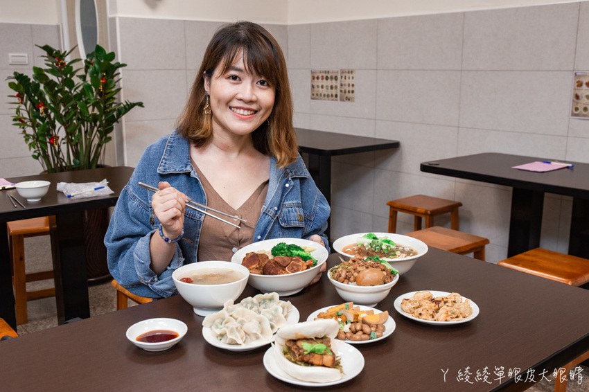 一個人也可以吃薑母雞跟麻辣鴨血豆腐鍋！新竹城隍廟冰店推出個人平價鍋物陪你過冬