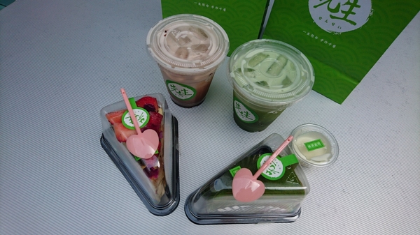 先生sensei(漢神巨蛋):高雄漢神巨蛋~先生sensei手作千層蛋糕~一生懸命 手作千層~下午茶的絕佳選擇~抹茶控必吃~