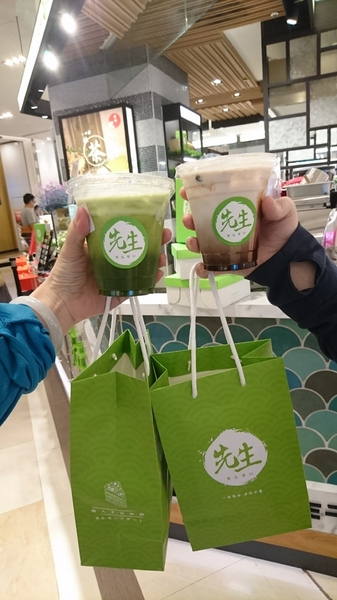 先生sensei(漢神巨蛋):高雄漢神巨蛋~先生sensei手作千層蛋糕~一生懸命 手作千層~下午茶的絕佳選擇~抹茶控必吃~