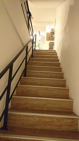 Awake Coffee(巨蛋店)：高雄~Awake Coffee (巨蛋店)~超好拍創意娃娃牆~萌萌噠貓爪蛋糕及貓咪拉花~美味餐點溫馨氣氛~值得推薦~