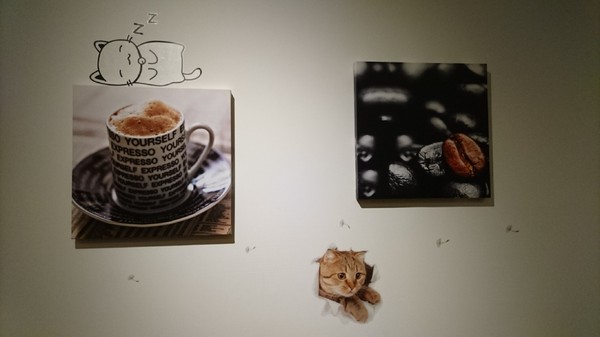 Awake Coffee(巨蛋店)：高雄~Awake Coffee (巨蛋店)~超好拍創意娃娃牆~萌萌噠貓爪蛋糕及貓咪拉花~美味餐點溫馨氣氛~值得推薦~