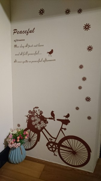 Awake Coffee(巨蛋店)：高雄~Awake Coffee (巨蛋店)~超好拍創意娃娃牆~萌萌噠貓爪蛋糕及貓咪拉花~美味餐點溫馨氣氛~值得推薦~