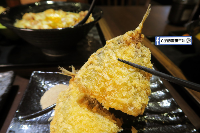 新丼日式丼飯專賣店-南港店CITY LINK 炸魚排