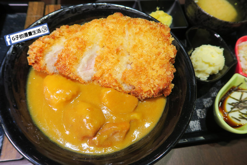 新丼日式丼飯專賣店-咖哩炸豬排丼