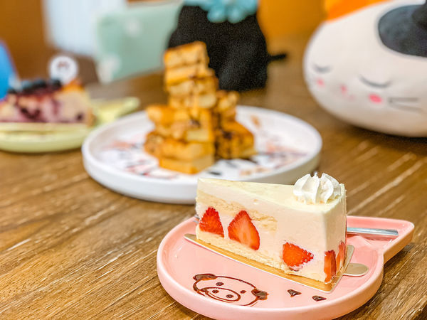 BCDEE9BC-9607-4710-ADBE-7399B779417E.jpg BCDEE9BC-9607-4710-ADBE-7399B779417E.jpg