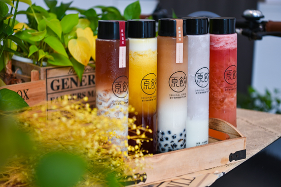 原飲：台中西屯區美食-梨子咖啡館旗下新品牌，飲品採用原礦家農法無農藥茶葉及新鮮水果，全系列飲品加珍珠0元！