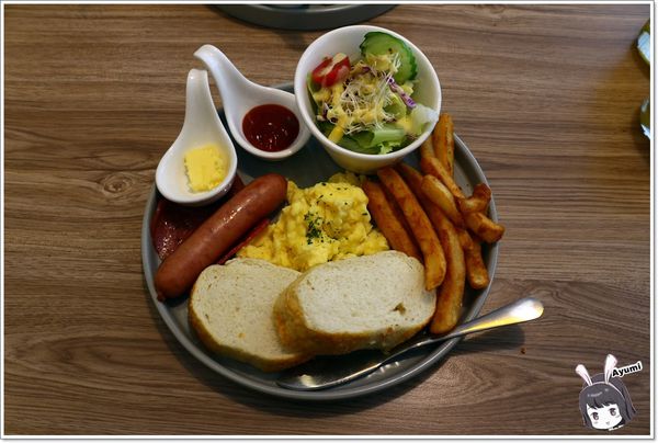 台中愛戀旅店((TAICHUNG AMOUR HOTEL)：[住宿]►台中北區◄台中愛戀旅店 Taichung Amour Hotel－位於一中商圈附近，逛街享用美食超EASY