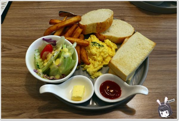 台中愛戀旅店((TAICHUNG AMOUR HOTEL)：[住宿]►台中北區◄台中愛戀旅店 Taichung Amour Hotel－位於一中商圈附近，逛街享用美食超EASY