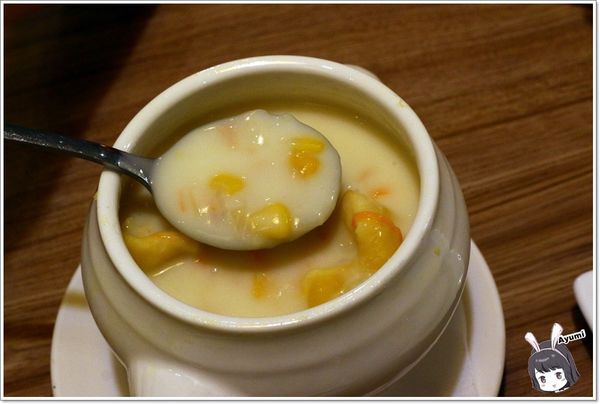 NU PASTA(台中雙十店)：[食記]►台中北區◄NU PASTA 義式美食台中雙十店/義大利麵/焗烤/吐司盒子/義式千層披薩套餐