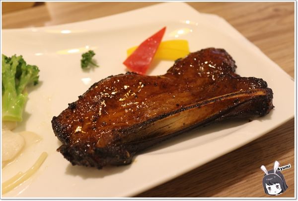 NU PASTA(台中雙十店)：[食記]►台中北區◄NU PASTA 義式美食台中雙十店/義大利麵/焗烤/吐司盒子/義式千層披薩套餐