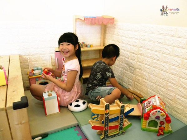 桃園美食,早餐,卡早,牽絲,起司,兒童遊戲區,兒童餐