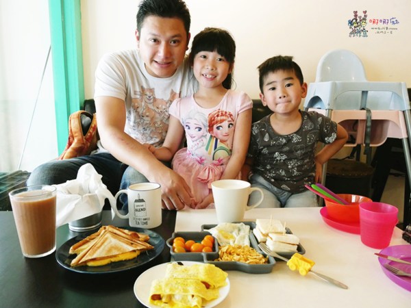 桃園美食,早餐,卡早,牽絲,起司,兒童遊戲區,兒童餐