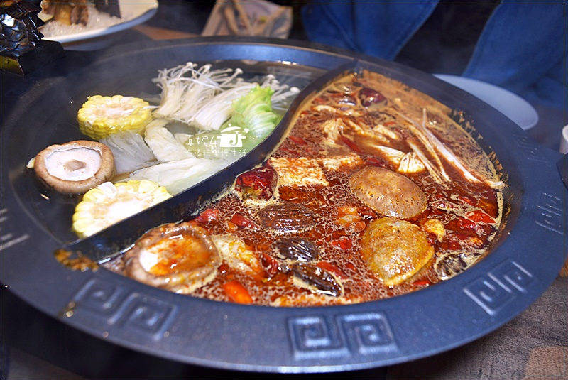 海九麻辣海鮮火鍋