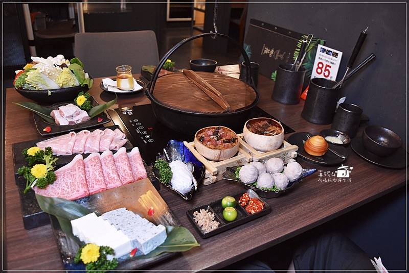 椰蘶椰子雞鍋物