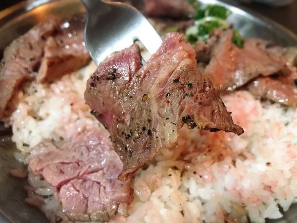 晨間朝食 極餓牛魔王