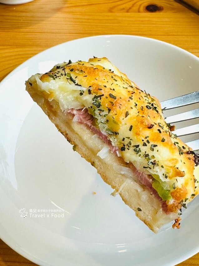 每日新鮮出爐,山中飄香的手作窯烤麵包,黃金傳說(新竹十二寮店) - 魚兒 x 牽手明太子的「視」界旅行