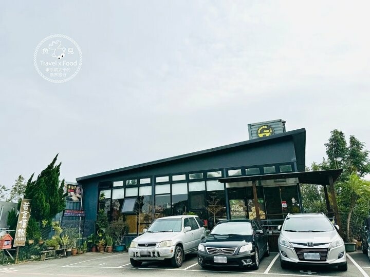 每日新鮮出爐,山中飄香的手作窯烤麵包,黃金傳說(新竹十二寮店) - 魚兒 x 牽手明太子的「視」界旅行