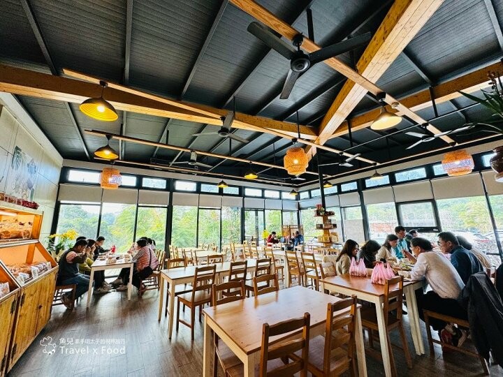 每日新鮮出爐,山中飄香的手作窯烤麵包,黃金傳說(新竹十二寮店) - 魚兒 x 牽手明太子的「視」界旅行