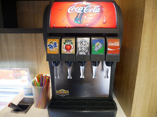 牙打燒肉:牙打燒肉-蘆洲長榮路上新開燒肉吃到飽 環境整潔明亮 餐點選擇多且食材新鮮 朋友聚餐的好地方