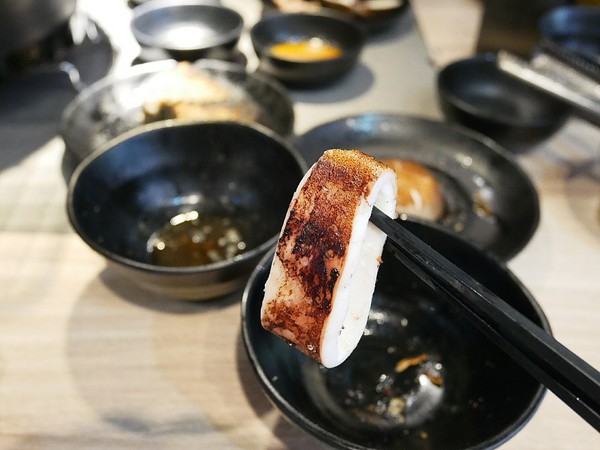 牙打燒肉:牙打燒肉-蘆洲長榮路上新開燒肉吃到飽 環境整潔明亮 餐點選擇多且食材新鮮 朋友聚餐的好地方