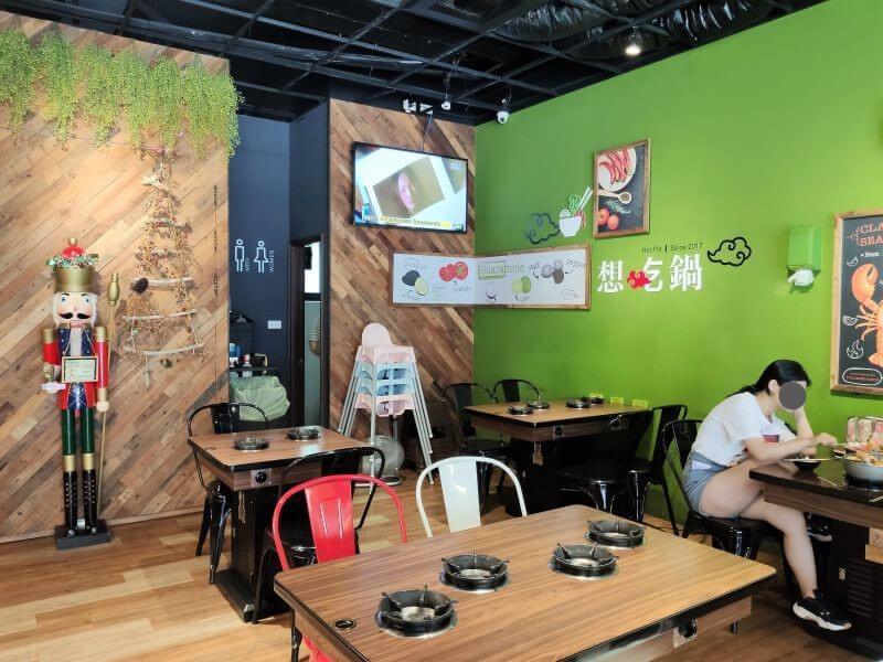 想吃鍋精緻百元鍋 內裝