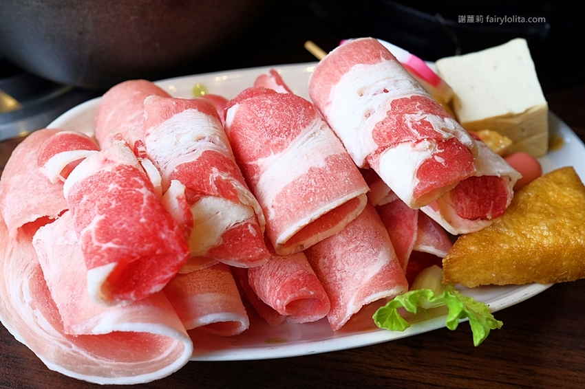 桃園火鍋 | 想吃鍋精緻百元火鍋。平價火鍋140元,爆量獨家蝦爆鍋、挫冰小火鍋,還附免費自助吧吃到飽! @蹦啾♥謝蘿莉 La vie heureuse