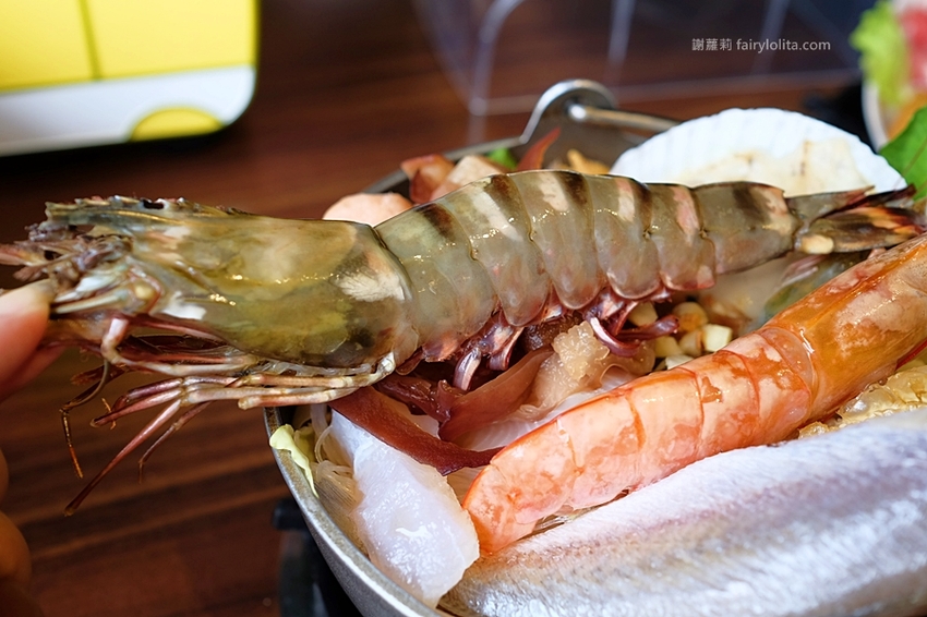 桃園火鍋 | 想吃鍋精緻百元火鍋。平價火鍋140元,爆量獨家蝦爆鍋、挫冰小火鍋,還附免費自助吧吃到飽! @蹦啾♥謝蘿莉 La vie heureuse