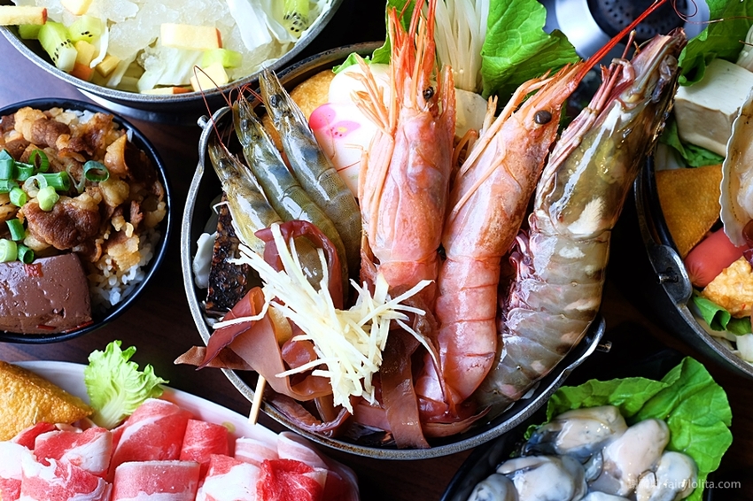 桃園火鍋 | 想吃鍋精緻百元火鍋。平價火鍋140元,爆量獨家蝦爆鍋、挫冰小火鍋,還附免費自助吧吃到飽! @蹦啾♥謝蘿莉 La vie heureuse