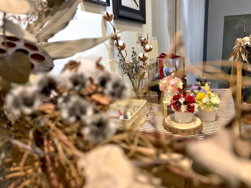 喜歡生活乾燥花,永生花,我不是他媽媽, Like Life,花藝師,花藝證照,拍照道具,暖男送花,探病花禮,婚禮,鮮花,網美牆,IG打卡熱點