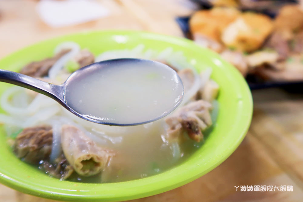 新竹竹蓮市場在地小吃推薦!美食特輯,二樓美食街小吃店家大公開 新竹竹蓮市場在地小吃推薦!美食特輯,二樓美食街小吃店家大公開