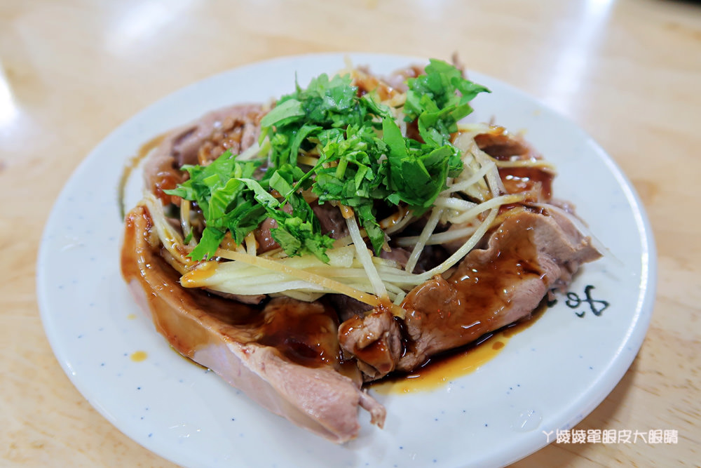 新竹竹蓮市場在地小吃推薦!美食特輯,二樓美食街小吃店家大公開 新竹竹蓮市場在地小吃推薦!美食特輯,二樓美食街小吃店家大公開