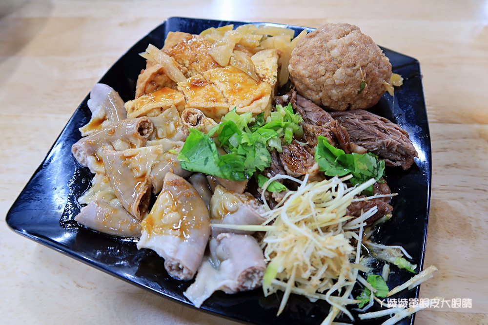 新竹竹蓮市場在地小吃推薦!美食特輯,二樓美食街小吃店家大公開 新竹竹蓮市場在地小吃推薦!美食特輯,二樓美食街小吃店家大公開