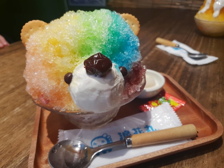 【花蓮.市區】夏季消暑好店。浪花丸超可愛冰品。寵物友善咖啡廳可落地