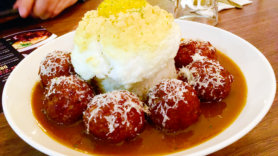 雲朵蛋什麼是蛋澳式早午餐 eggy,什麼是蛋澳式早午餐,松山區美食,我不是他媽媽,創意蛋料理,怪獸啤酒,澳洲料理,限定供應,晚餐限定,澳洲啤酒,餐酒館,小酒館