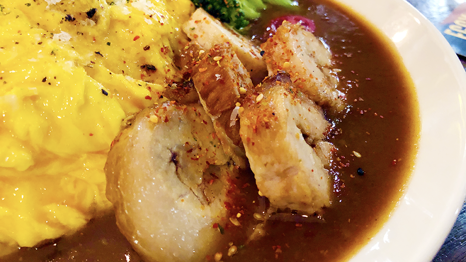 香煎叉燒嫩蛋包飯咖哩什麼是蛋澳式早午餐 eggy,什麼是蛋澳式早午餐,松山區美食,我不是他媽媽,dinner,創意料理,牛肉漢堡排,起士,牽絲,牛排,和牛,咖哩牛,咖哩豬