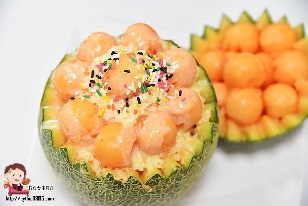 桃園龍潭美食-灰熊QQ-哈密瓜恐龍蛋太吸晴啦，夏日冰品開始大作戰 @民宿女王芽月-美食.旅遊.全台趴趴走