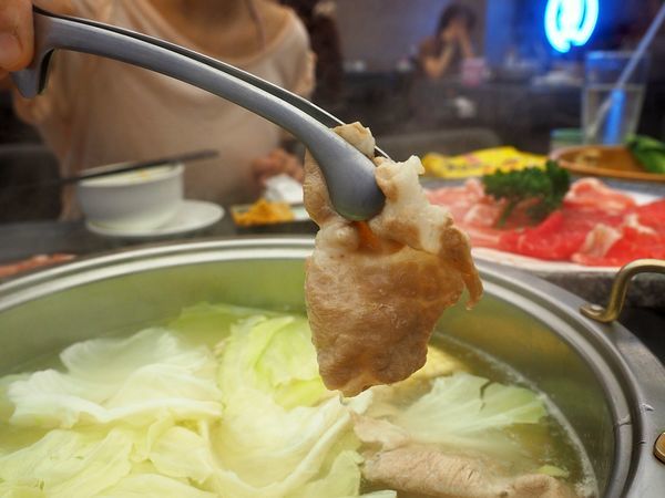 桃園美食-9Floor玖樓鍋物料理-閨蜜套餐物超所值,蒲島太郎的寶藏箱好仙氣 (邀約) @民宿女王芽月-美食.旅遊.全台趴趴走