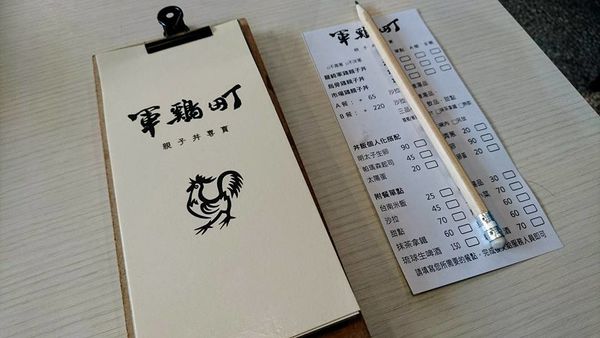 31229289_1857673360931011_2356667165408493568_n