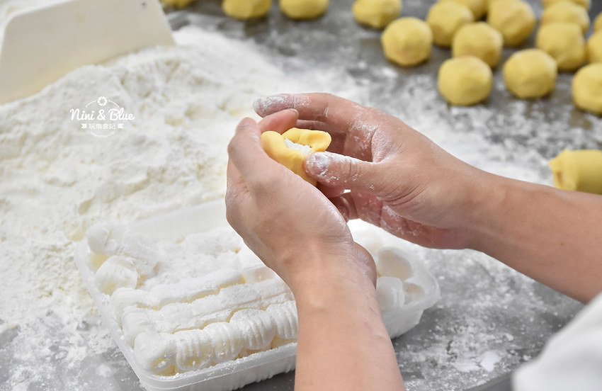 一福堂 台中伴手禮 珍珠奶茶太陽餅 波蘿蛋黃酥 檸檬蛋糕03 一福堂 台中伴手禮 珍珠奶茶太陽餅 波蘿蛋黃酥 檸檬蛋糕03